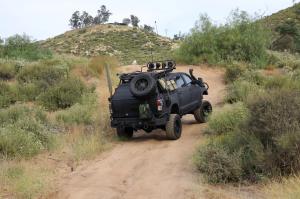 Toyota Tundra CrewMax 4x4 Zombie Apocalypse 2013 года 